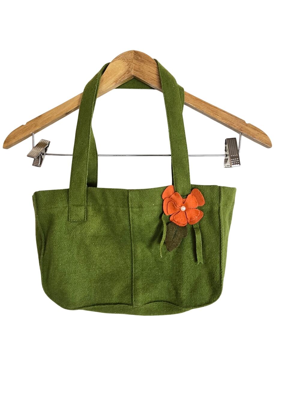 One Size – Y2K Olive Green Felt Purse with Orange Flower Appliqué (World Market)